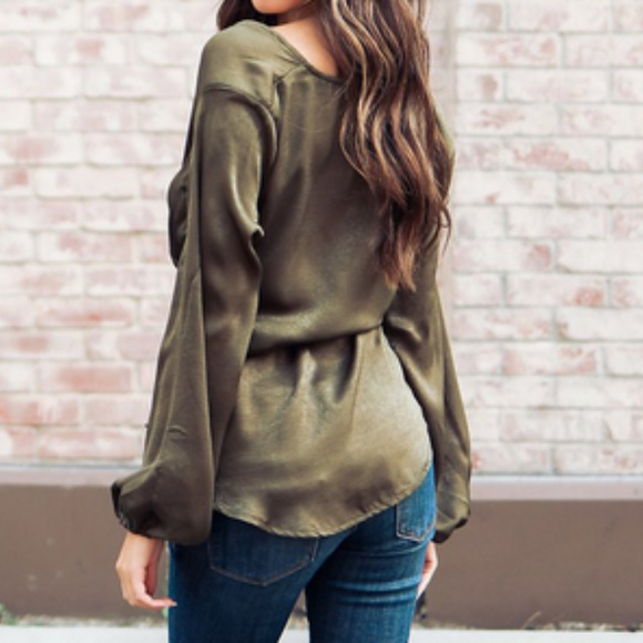 Beautiful Olive Green Tie Blouse - Picture 2 of 7